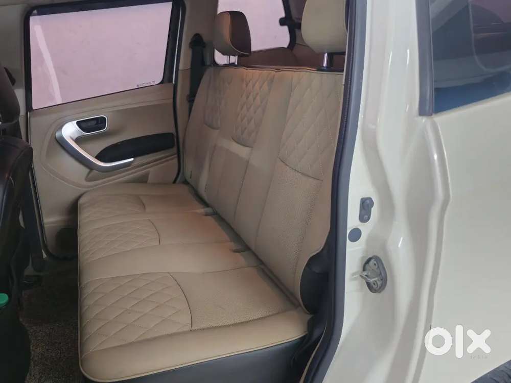 2018 Model Tuv300 T10 Excellent Condition Company Maintained