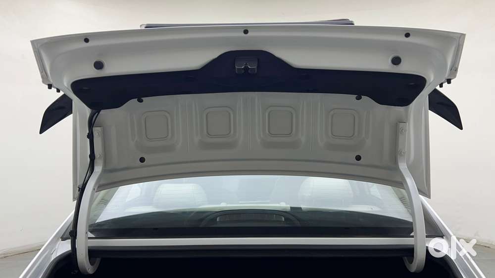 Hyundai Verna 1.5 Sx Petrol Mt, 2025, Petrol