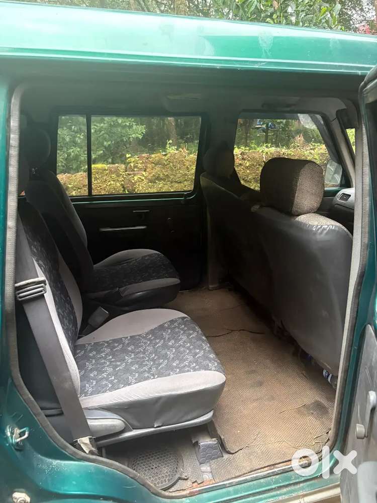 Toyota Qualis 2002
