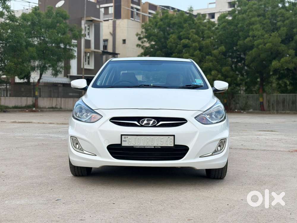 Hyundai Verna Fluidic 1.6 Vtvt Sx, 2013, Petrol