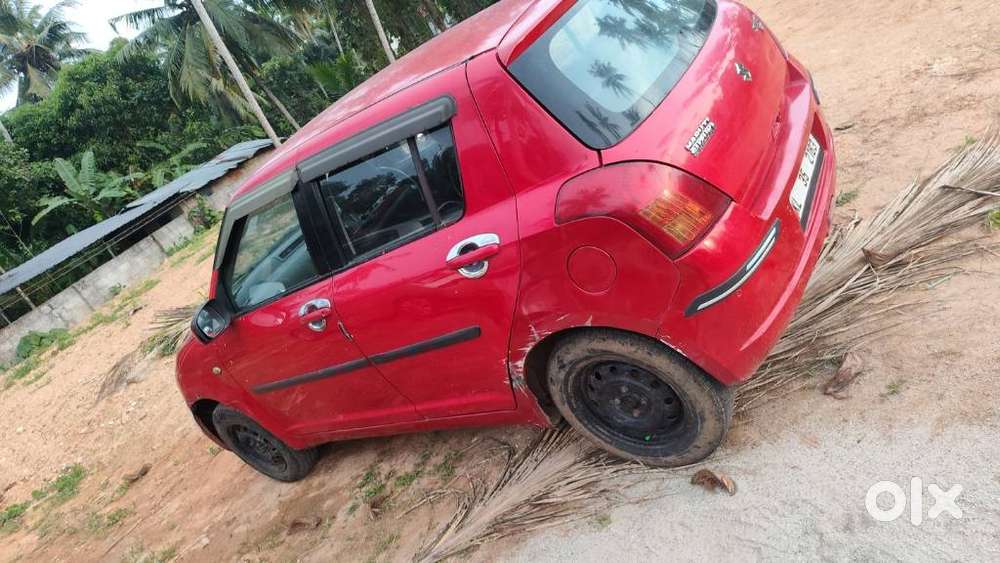 Maruti Suzuki Swift Vxi + Manual, 2007, Petrol