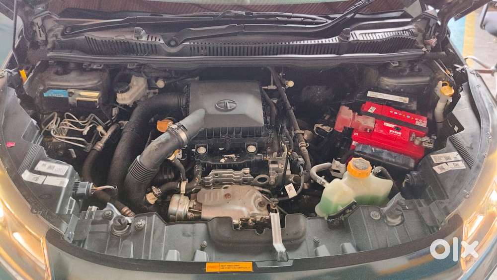 Tata Nexon 1.2 Revotron Xma Amt (s), 2023, Petrol