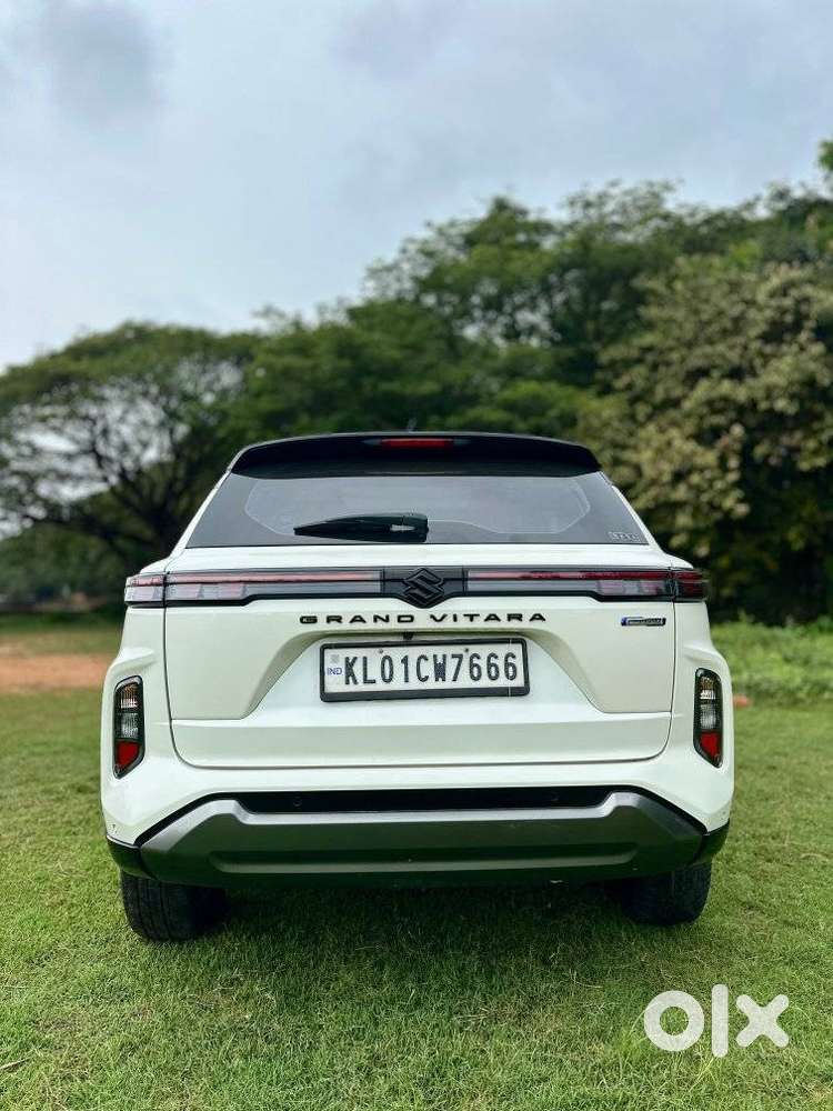 Maruti Suzuki Grand Vitara Alpha Smart Hybrid, 2022, Petrol