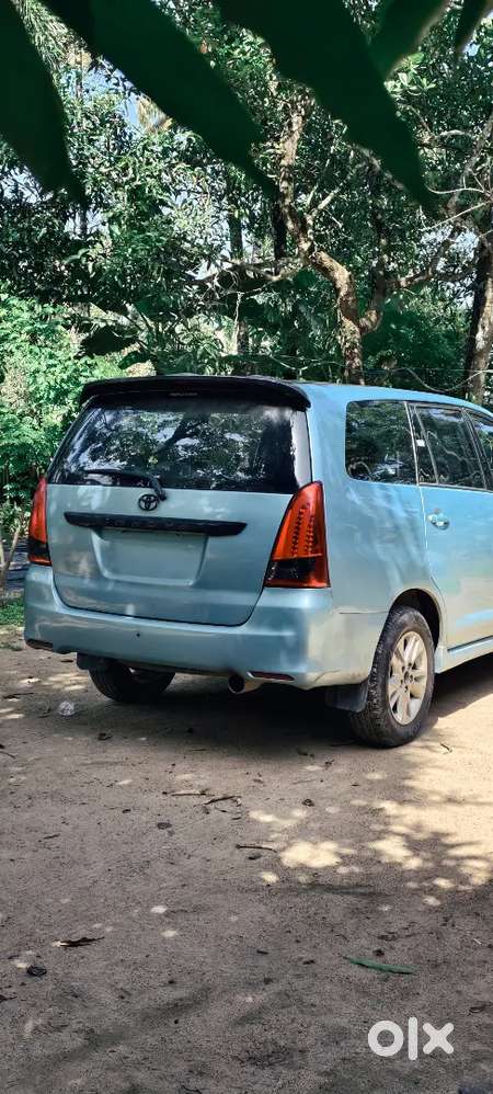 Toyota Innova 2005 Diesel Manual Car