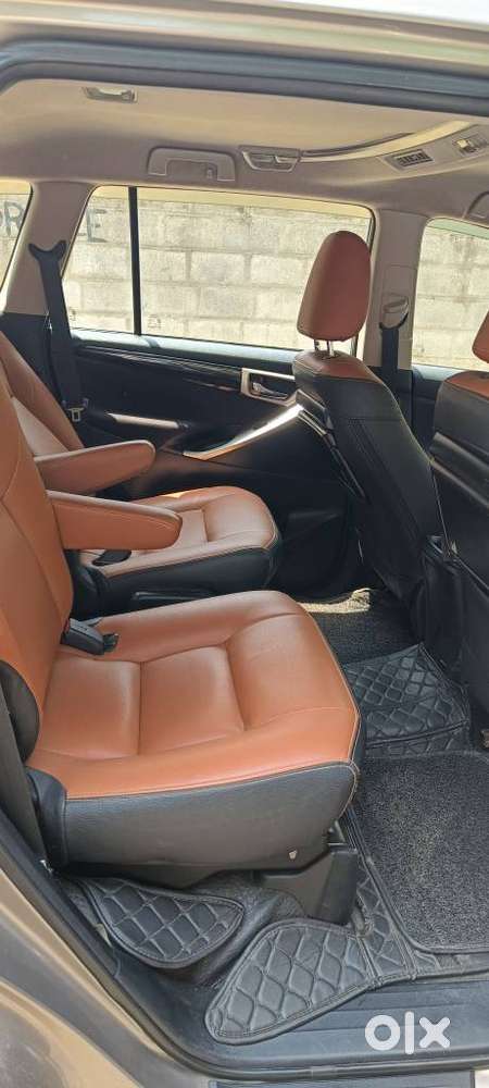 Toyota Innova Crysta 2.4 V 7 Str, 2018, Diesel