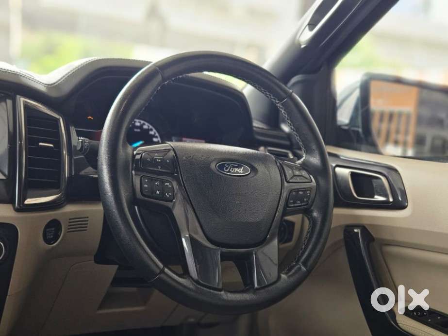 Ford Endeavour Titanium 4x2, 2020