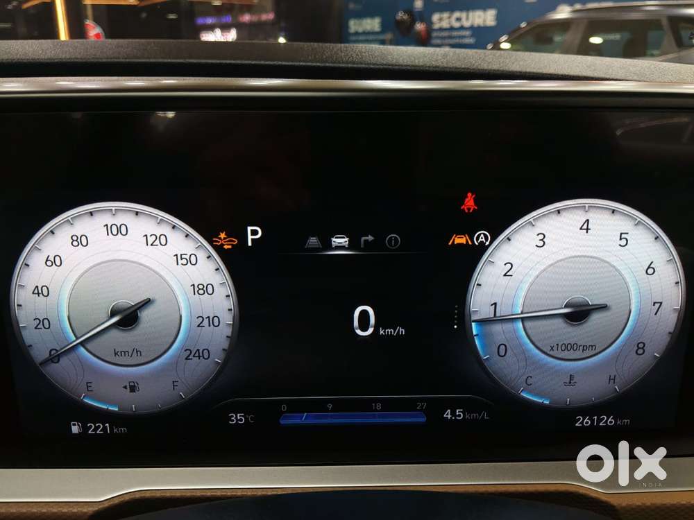 Hyundai Alcazar Signature 1.5 Petrol Dct 6str, 2025, Petrol