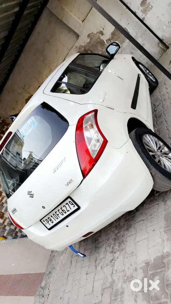 Maruti Suzuki Swift 15 Petrol 82000 Km Driven