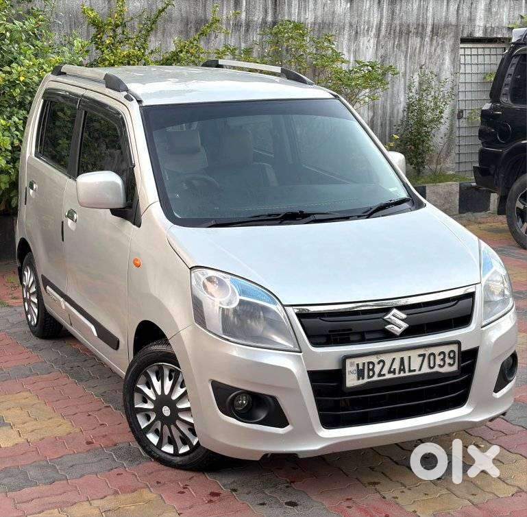 Maruti Suzuki Wagon R Vxi Amt1.2, 2017, Petrol