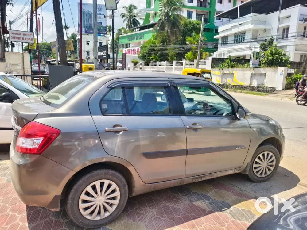 Maruti Suzuki Swift Dzire 1.3 Vxi, 2016, Petrol