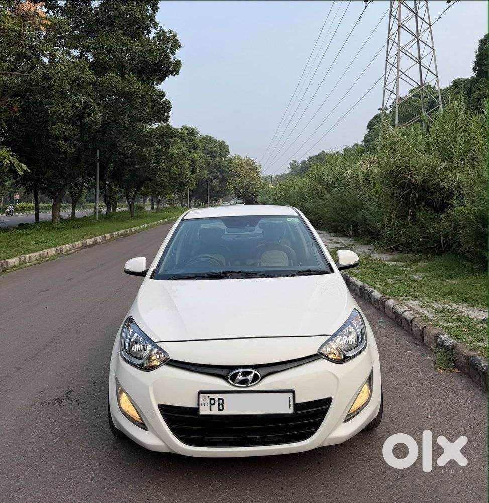 Hyundai I20 Sportz Option 1.4 Crdi, 2012, Diesel