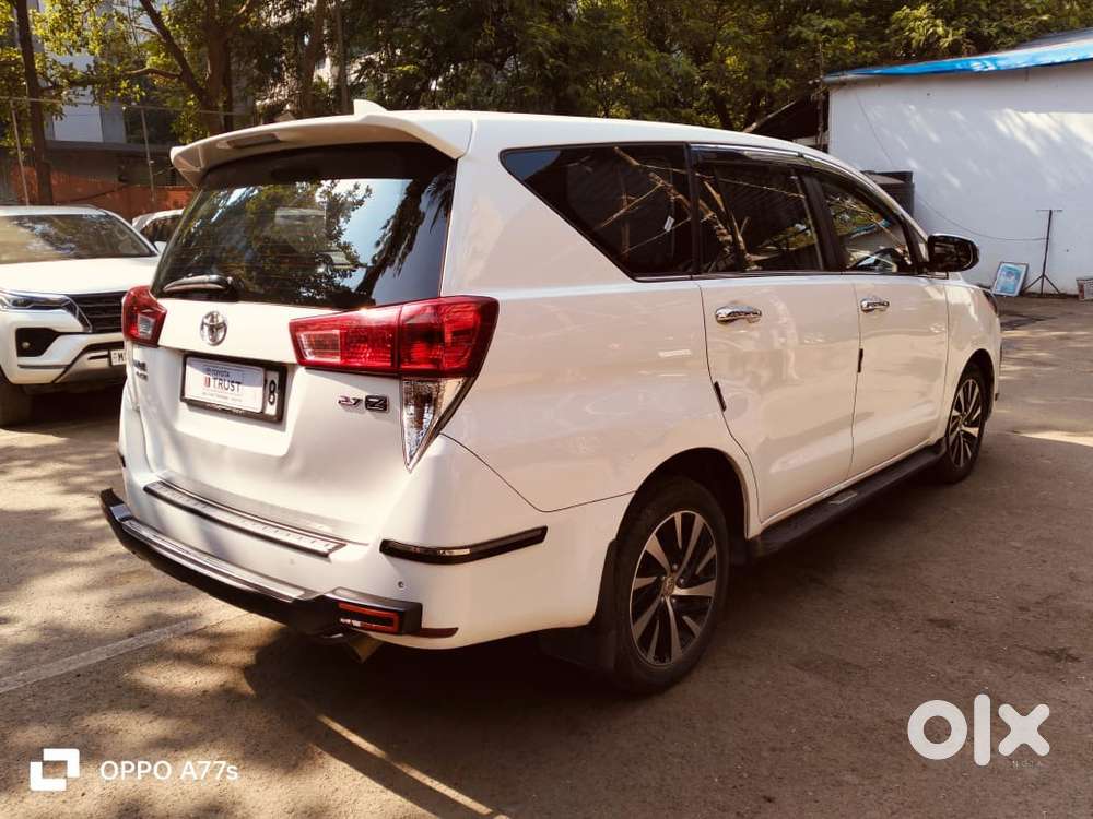 Toyota Innova Crysta 2022 Petrol Automatic 80000 Km