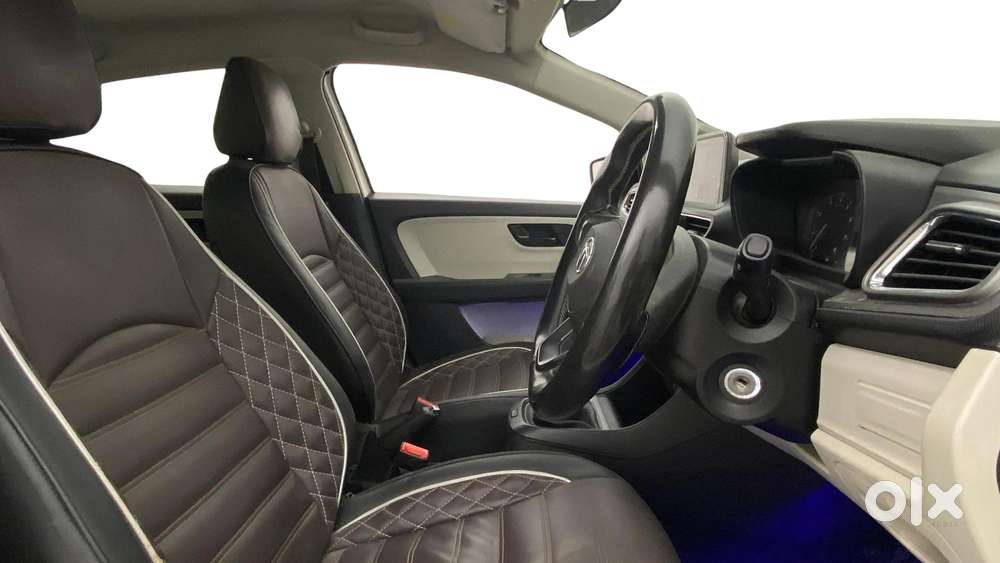 Tata Altroz 1.2 Xm Plus, 2022, Petrol