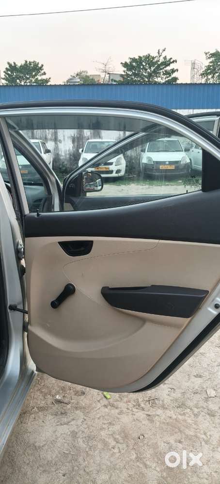 Hyundai Eon Magna +, 2014, Petrol