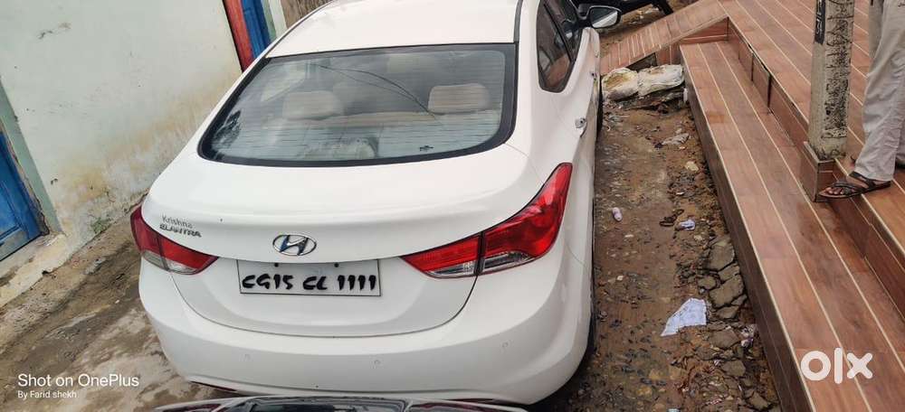 Hyundai Elantra 2013 Petrol Well Maintained