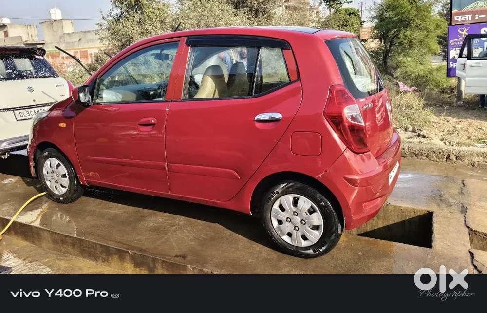 Hyundai I10 Magna 2013 Second-owner Automatic