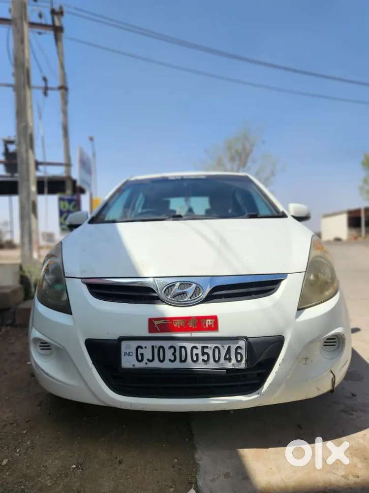Hyundai I20 2011 Petrol+cng 162000 Km Driven