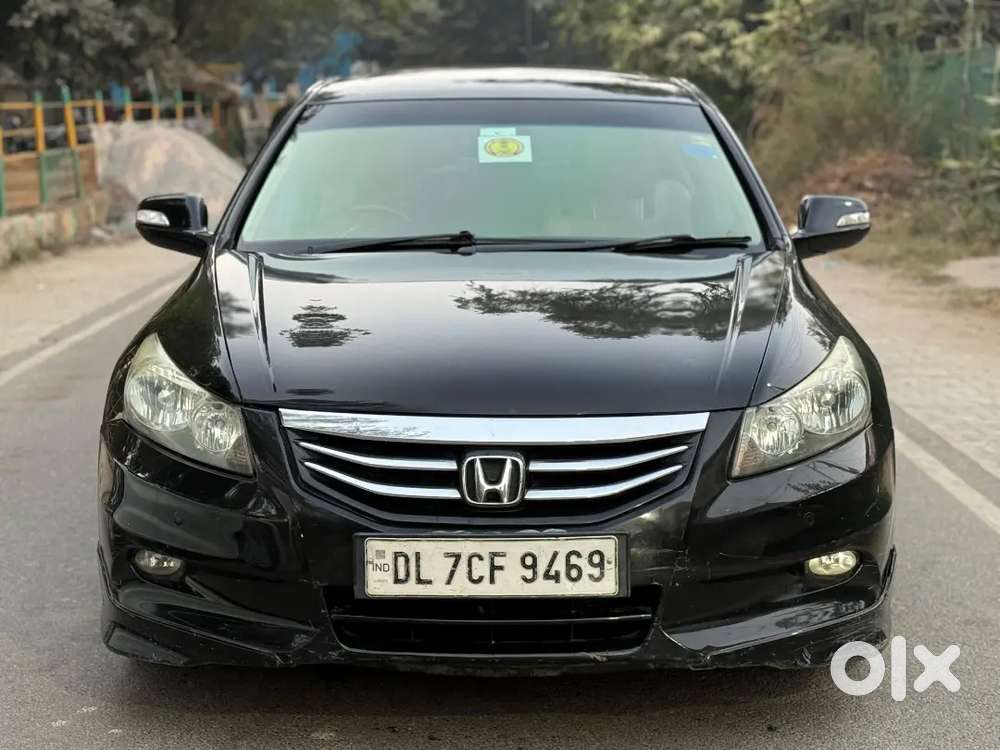 Honda Accord 2.4- 2011