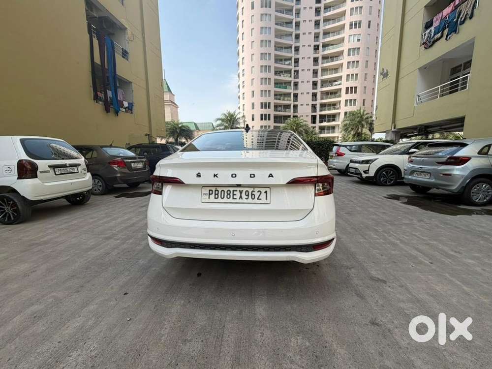 Skoda Slavia 2022 Petrol In Warranty