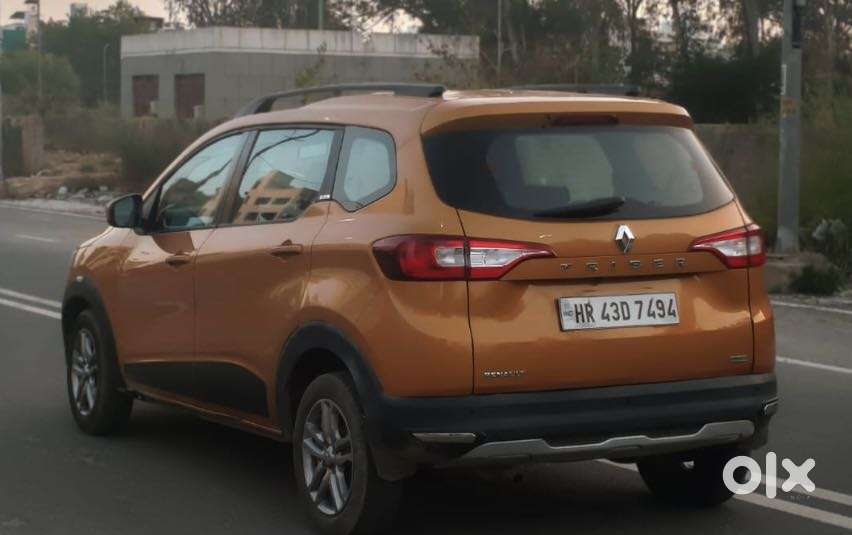 Renault Triber 1.0 Rxz Dual Tone, 2019, Petrol