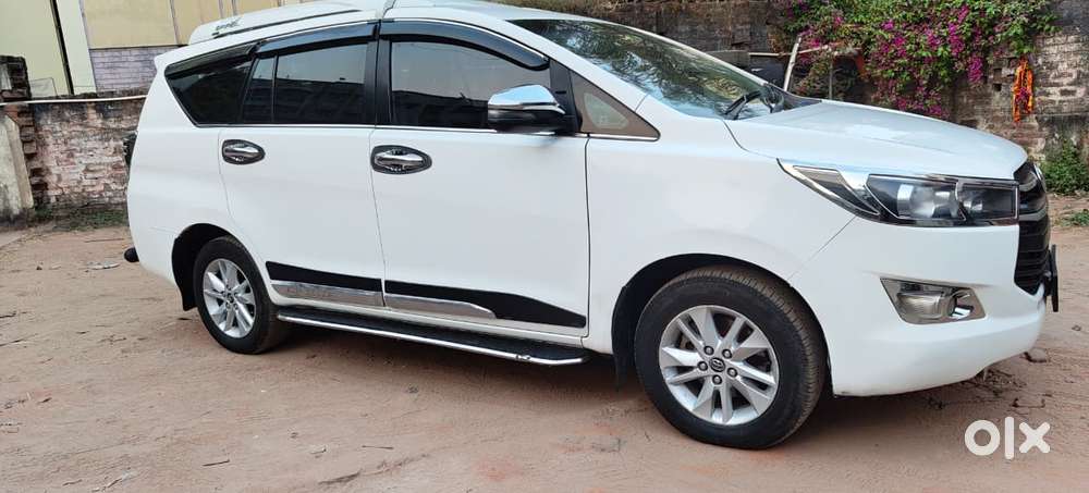 Toyota Innova Crysta 2.4 G Mt 8s, 2018, Diesel