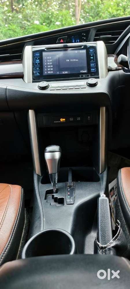Toyota Innova Crysta 2.8 Zx At, 2017, Diesel