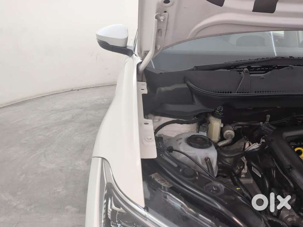 Volkswagen Taigun Topline 1.0 Tsi At (electric Seats), 2023, Petrol