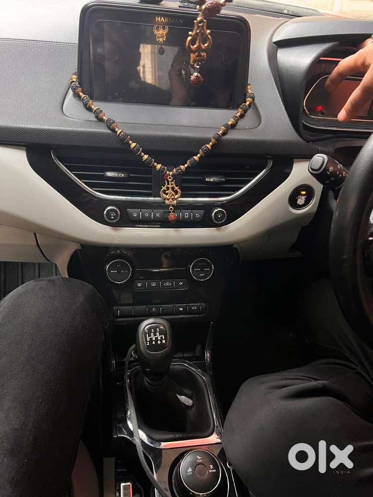Tata Nexon Petrol Manual 2020