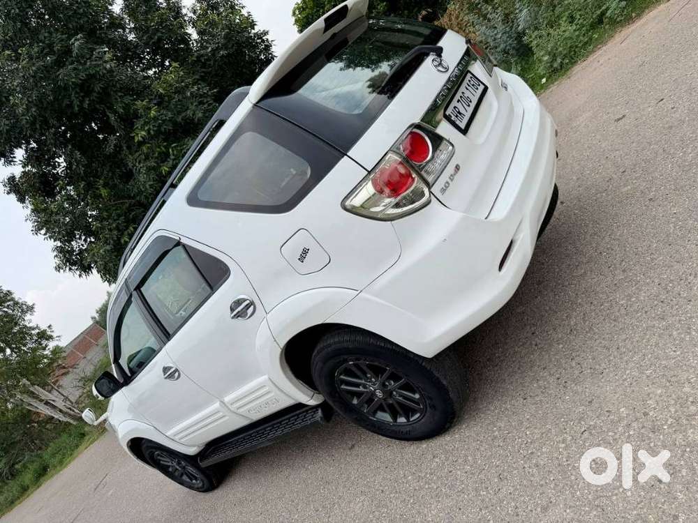 Toyota Fortuner 3.0 4x2 Automatic, 2015, Diesel