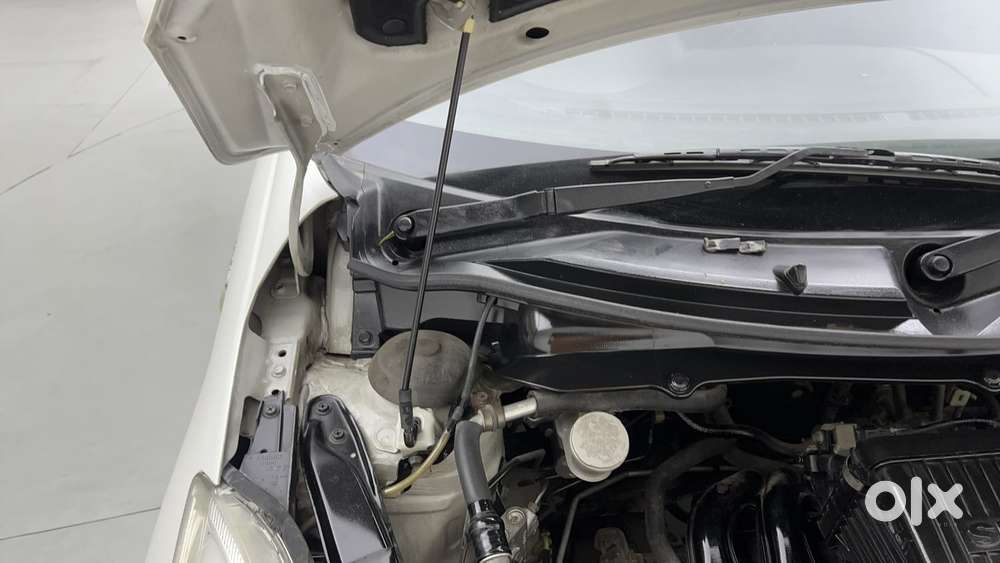 Maruti Suzuki Swift 1.2 Lxi (o), 2017, Petrol