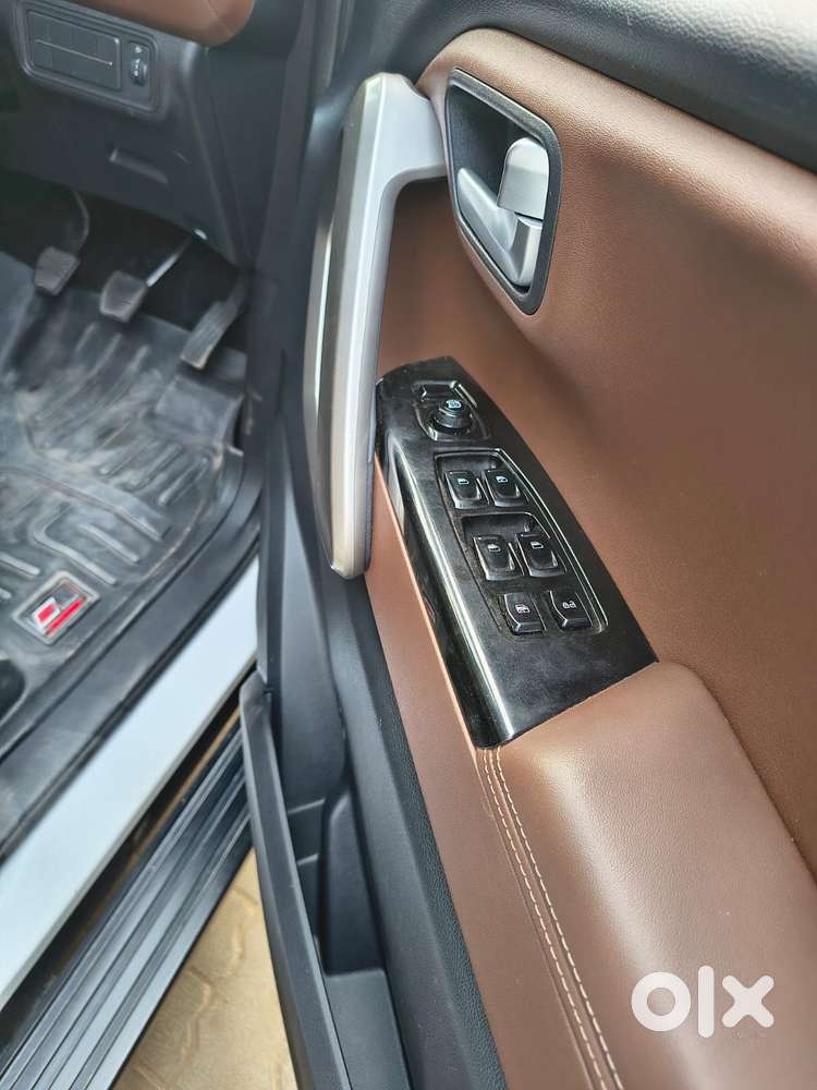 Mahindra Scorpio-n 2.2 Z8 Diesel Mt 4wd 7 Str, 2024, Diesel