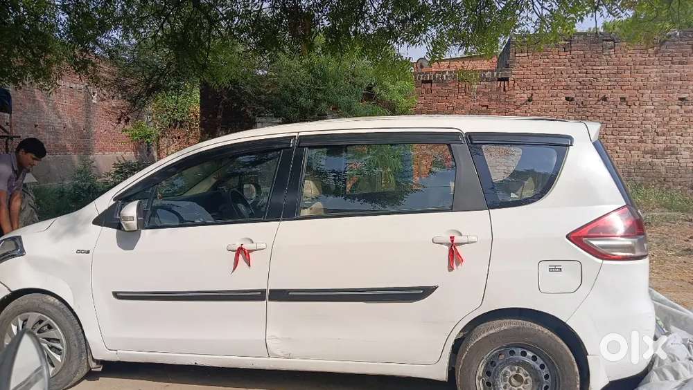 Maruti Suzuki Ertiga 2014 Diesel 105000 Km Driven