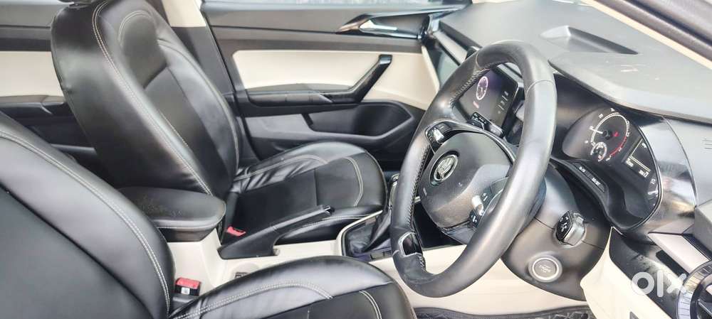 Skoda Slavia Ambition 1.5l Tsi Dsg, 2024, Petrol