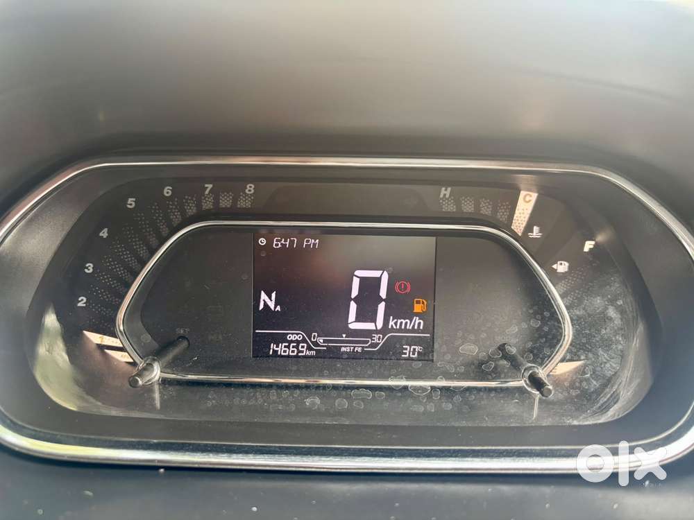 Tata Tiago 1.2 Revotron Xza, 2023, Petrol
