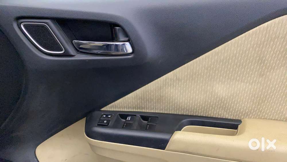 Honda City I-vtec V, 2018, Petrol