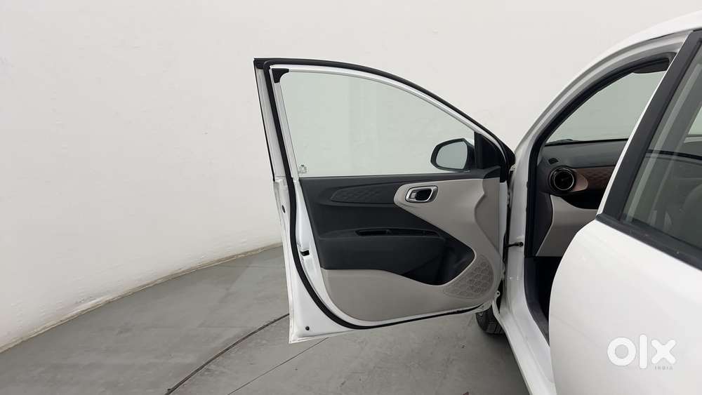Hyundai Aura Sx 1.2 (o) Petrol, 2021, Petrol