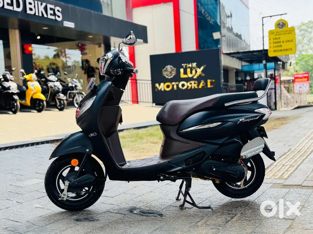 Plus Platinum Scooty Hero Pleasure Platinum Black Hero Pleasure+