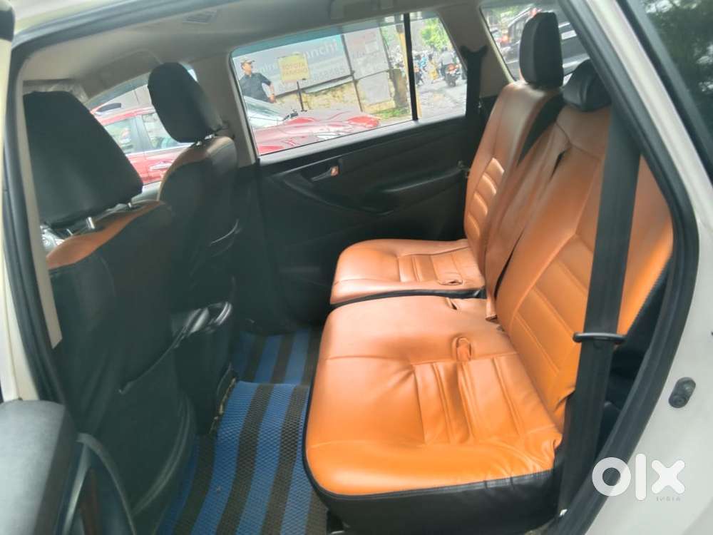 Toyota Innova Crysta