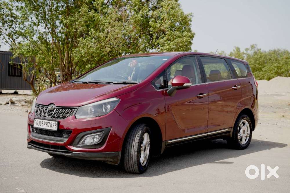 Mahindra Marazzo
