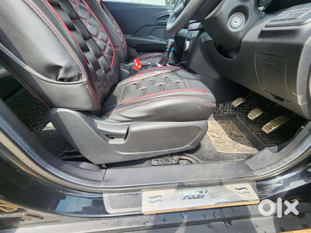 Xuv300 Turbosport Tgdi-tpms, Sunroof,360camera Top Class New Conditon