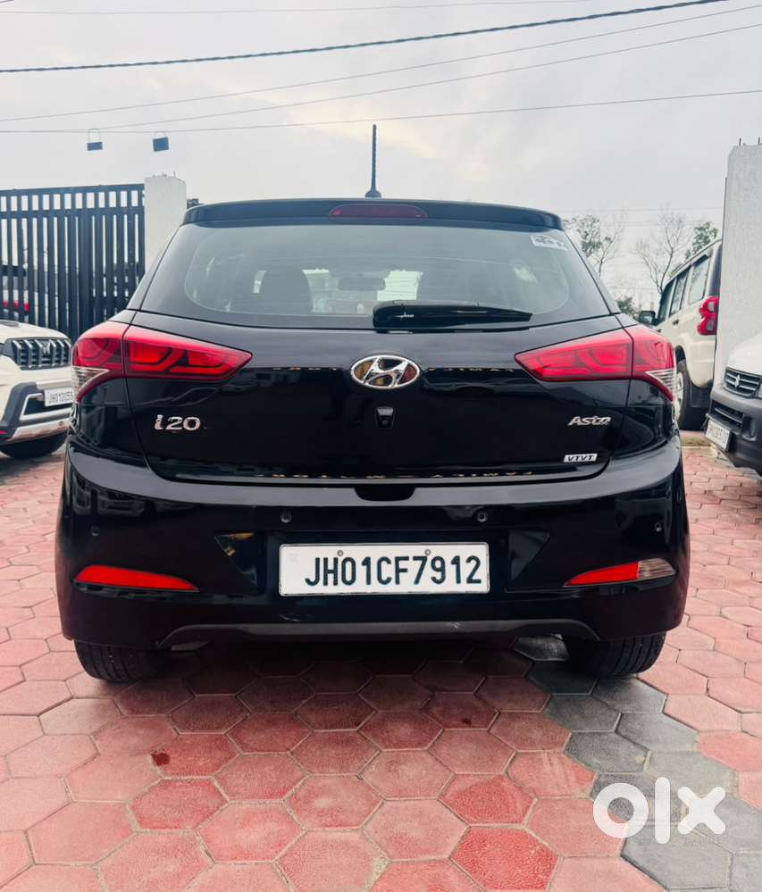 Hyundai I20 Asta (o) 1.2 Mt, 2017, Petrol