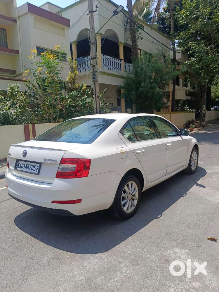 Skoda Octavia 2013-2017 Style Plus 1.8 Tsi At, 2016, Petrol