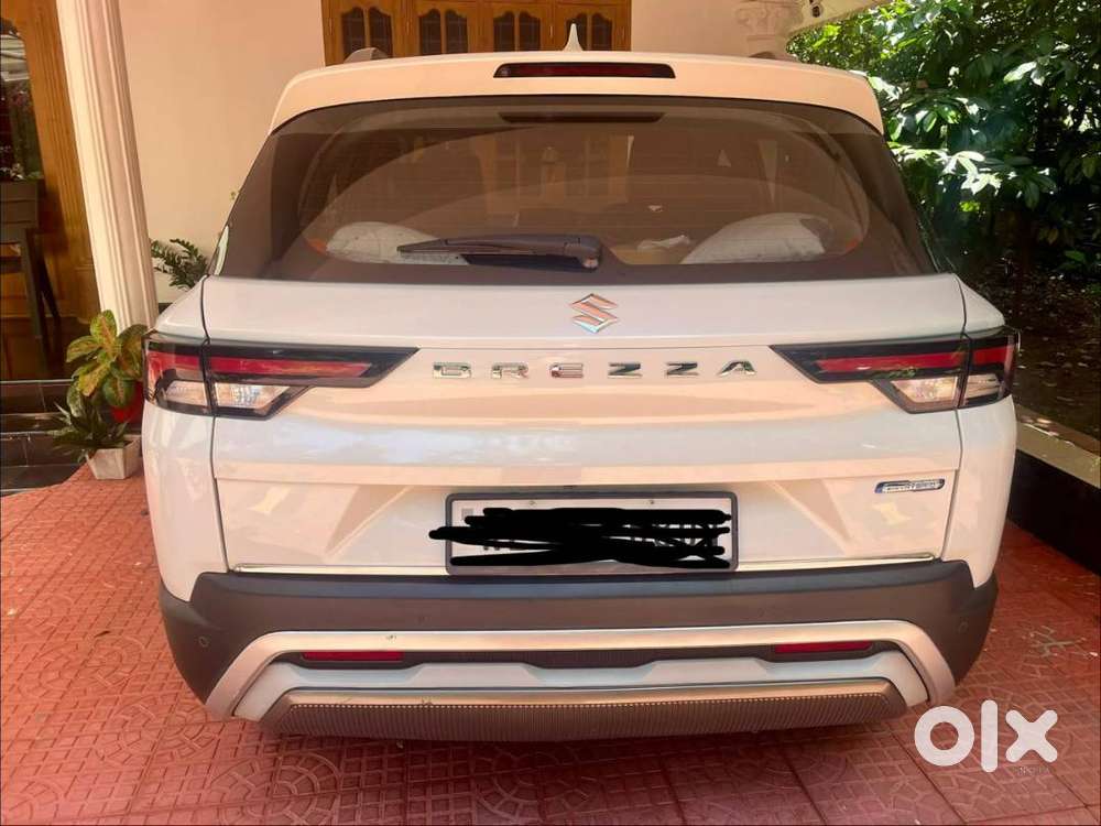 2024 Maruti Brezza At