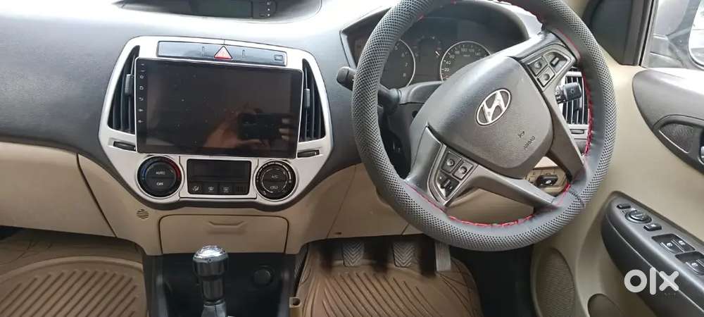 Hyundai I20 Cng + Petrol