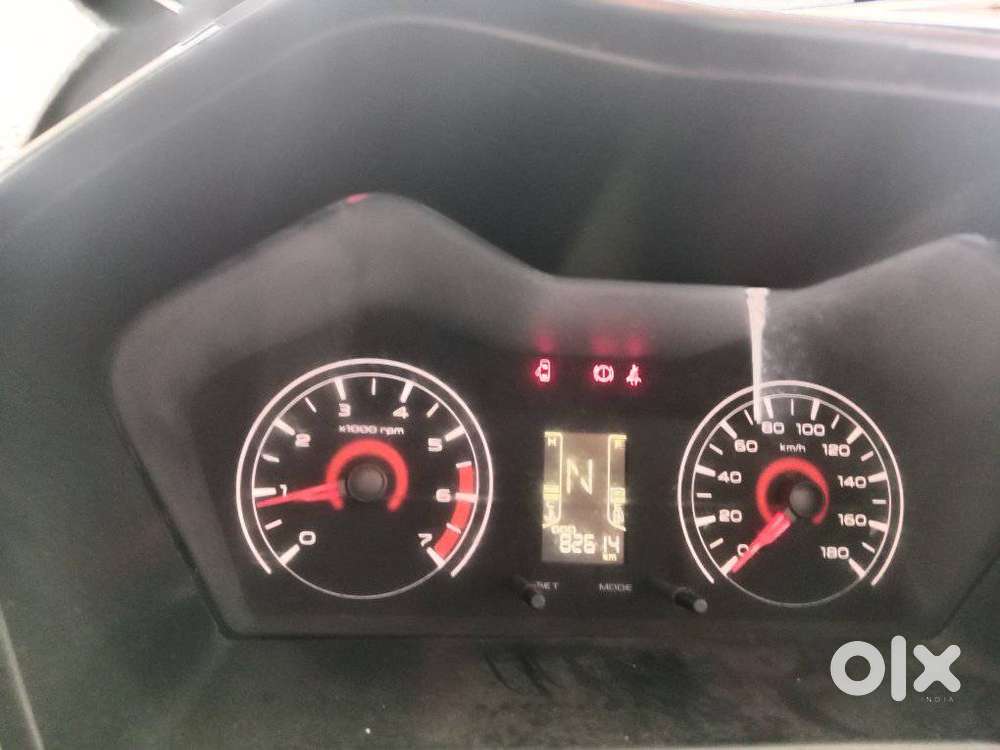 Mahindra Kuv 100, 2018, Petrol