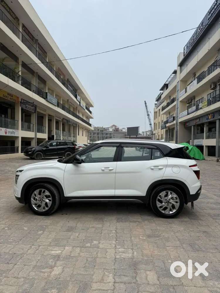 Hyundai Creta Facelift 2021 Petrol Manua Executive Model