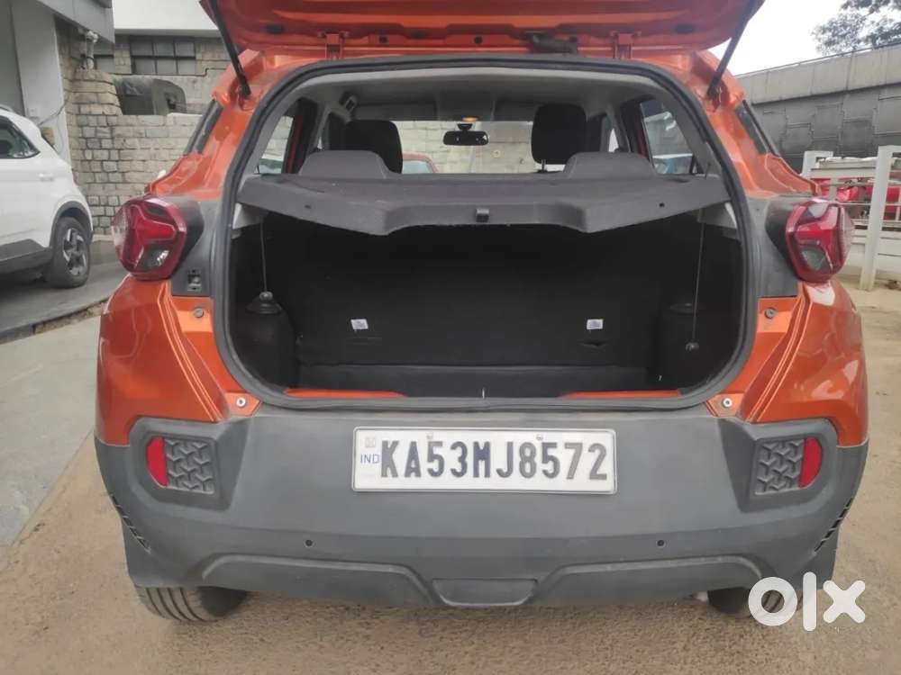 Tata Punch Accomplished AMT, 2022, Petrol