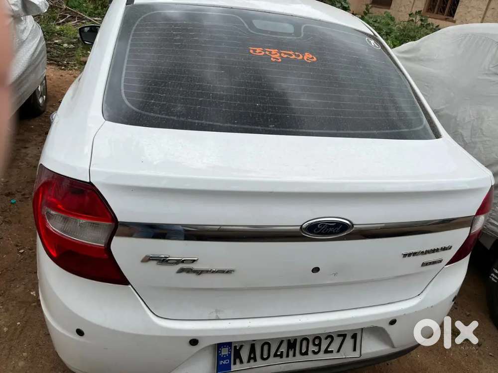 Ford Figo 2015 Diesel 165000 Km Driven
