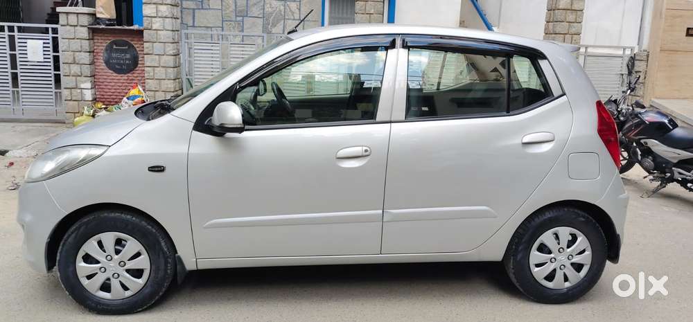 Hyundai I10 Sportz At, 2012, Petrol
