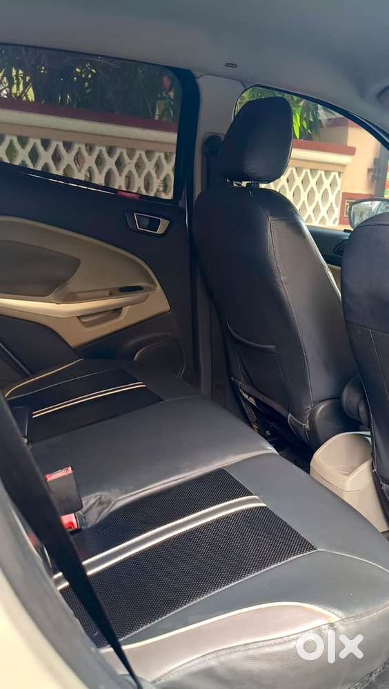 Ford Ecosport Petrol - Automatic 2014